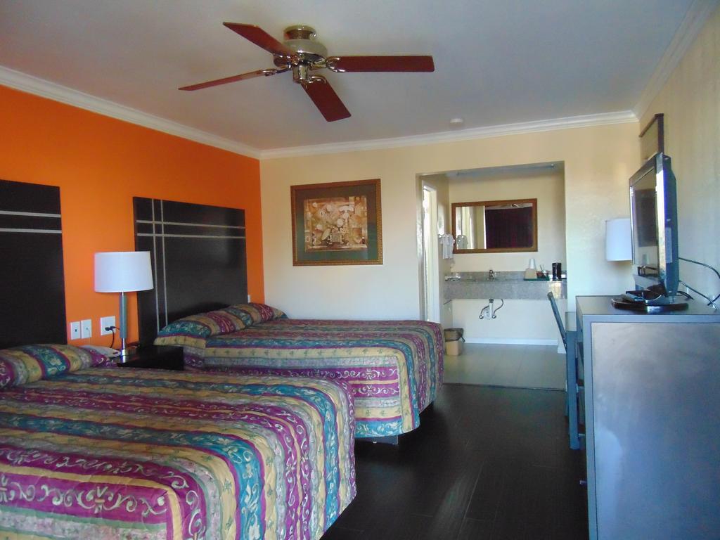 Heart Of Texas Motel Όστιν Εξωτερικό φωτογραφία